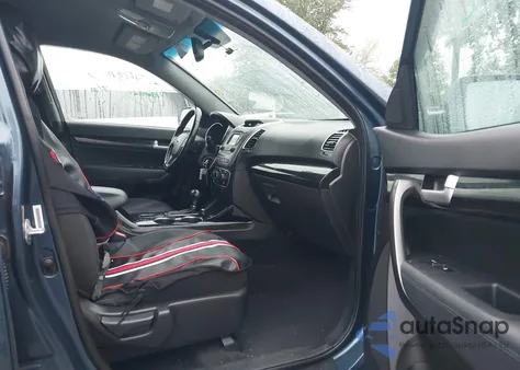 2015 Kia Sorento Lx из США, поврежденный, VIN 5XYKTCA6XFG601455